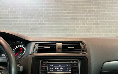 Volkswagen Jetta VI, 2015 год, 1 000 000 рублей, 14 фотография