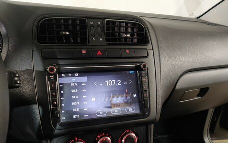 Volkswagen Polo VI (EU Market), 2013 год, 827 000 рублей, 9 фотография