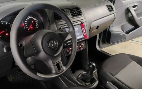 Volkswagen Polo VI (EU Market), 2013 год, 827 000 рублей, 17 фотография