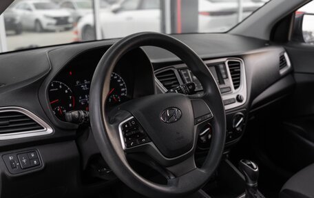 Hyundai Solaris II рестайлинг, 2021 год, 1 475 000 рублей, 19 фотография