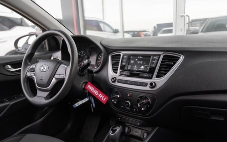 Hyundai Solaris II рестайлинг, 2021 год, 1 475 000 рублей, 21 фотография