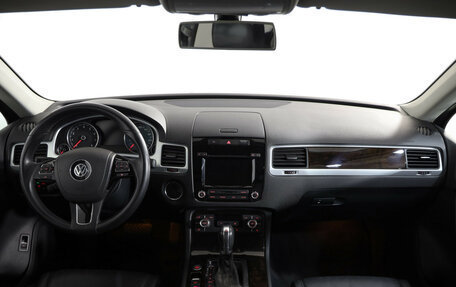 Volkswagen Touareg III, 2012 год, 2 499 000 рублей, 9 фотография