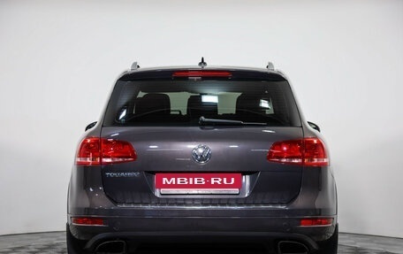 Volkswagen Touareg III, 2012 год, 2 499 000 рублей, 6 фотография