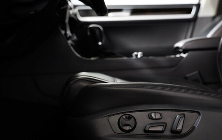 Volkswagen Touareg III, 2012 год, 2 499 000 рублей, 21 фотография