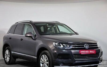 Volkswagen Touareg III, 2012 год, 2 499 000 рублей, 3 фотография