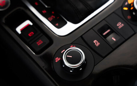 Volkswagen Touareg III, 2012 год, 2 499 000 рублей, 17 фотография