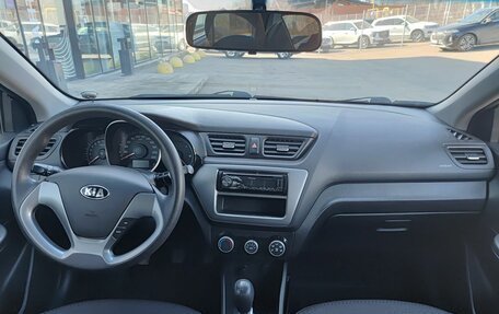 KIA Rio III рестайлинг, 2017 год, 900 000 рублей, 14 фотография