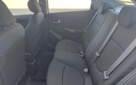 KIA Rio III рестайлинг, 2017 год, 900 000 рублей, 12 фотография