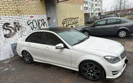 Mercedes-Benz C-Класс, 2013 год, 2 370 000 рублей, 3 фотография