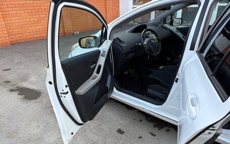 Toyota Yaris III рестайлинг, 2008 год, 450 000 рублей, 5 фотография