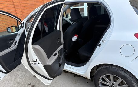 Toyota Yaris III рестайлинг, 2008 год, 450 000 рублей, 6 фотография