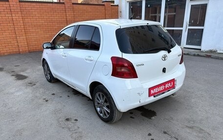 Toyota Yaris III рестайлинг, 2008 год, 450 000 рублей, 4 фотография