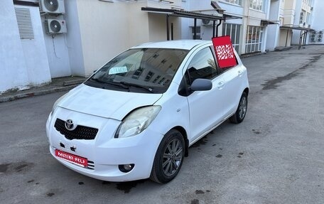 Toyota Yaris III рестайлинг, 2008 год, 450 000 рублей, 2 фотография