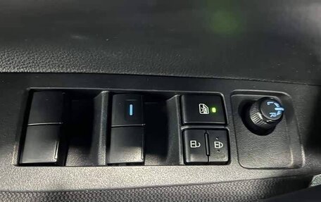 Toyota Corolla, 2021 год, 1 560 000 рублей, 10 фотография