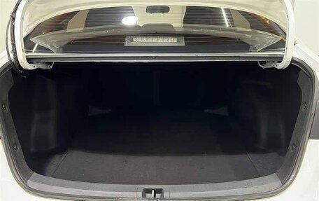 Toyota Corolla, 2021 год, 1 560 000 рублей, 14 фотография