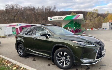 Lexus RX IV рестайлинг, 2021 год, 6 300 000 рублей, 3 фотография