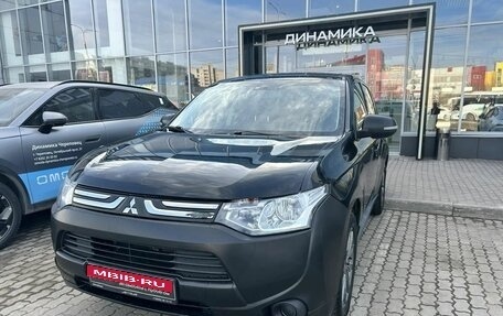 Mitsubishi Outlander III рестайлинг 3, 2012 год, 1 041 000 рублей, 1 фотография