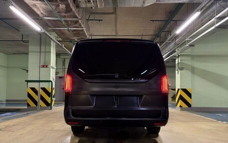 Mercedes-Benz V-Класс, 2017 год, 7 000 000 рублей, 5 фотография