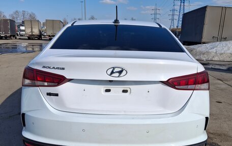 Hyundai Solaris II рестайлинг, 2021 год, 1 650 000 рублей, 4 фотография