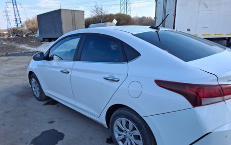 Hyundai Solaris II рестайлинг, 2021 год, 1 650 000 рублей, 6 фотография