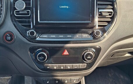 Hyundai Solaris II рестайлинг, 2021 год, 1 650 000 рублей, 10 фотография