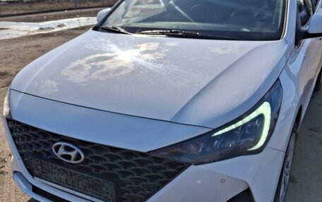 Hyundai Solaris II рестайлинг, 2021 год, 1 650 000 рублей, 11 фотография