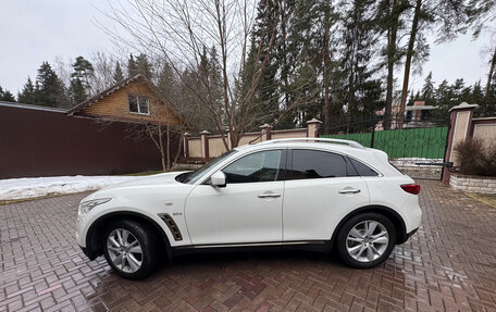 Infiniti QX70, 2013 год, 2 700 000 рублей, 7 фотография