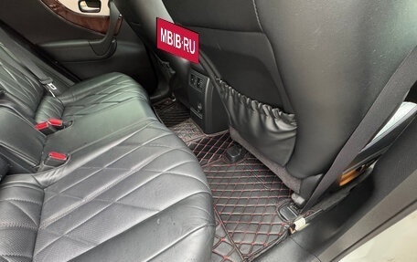 Infiniti QX70, 2013 год, 2 700 000 рублей, 17 фотография