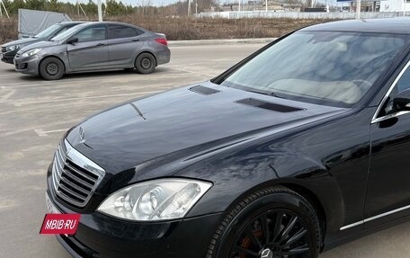 Mercedes-Benz S-Класс, 2007 год, 1 090 000 рублей, 4 фотография