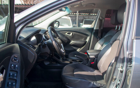 Hyundai ix35 I рестайлинг, 2012 год, 999 000 рублей, 10 фотография