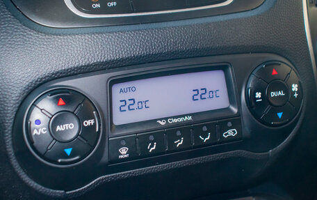 Hyundai ix35 I рестайлинг, 2012 год, 999 000 рублей, 18 фотография