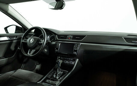 Skoda Superb III рестайлинг, 2017 год, 1 549 585 рублей, 9 фотография