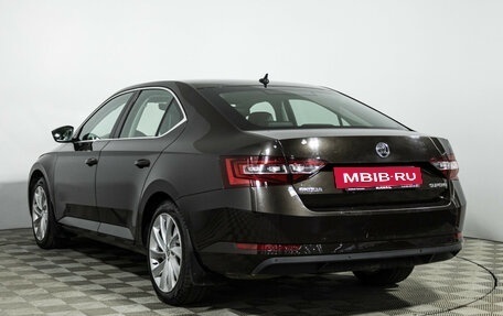Skoda Superb III рестайлинг, 2017 год, 1 549 585 рублей, 7 фотография