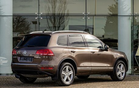 Volkswagen Touareg III, 2014 год, 2 195 000 рублей, 6 фотография