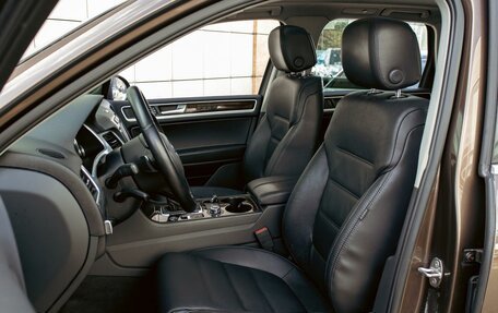 Volkswagen Touareg III, 2014 год, 2 195 000 рублей, 11 фотография