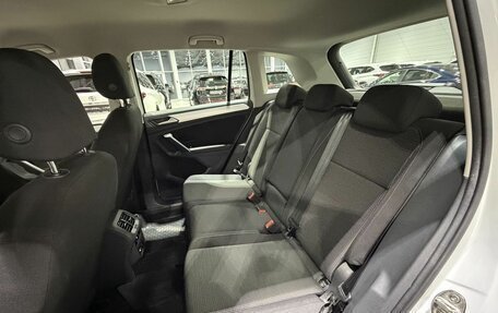 Volkswagen Tiguan II, 2022 год, 2 650 000 рублей, 9 фотография