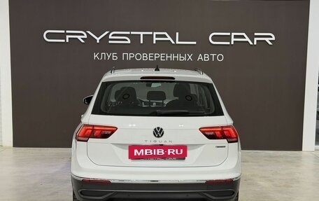 Volkswagen Tiguan II, 2022 год, 2 650 000 рублей, 5 фотография