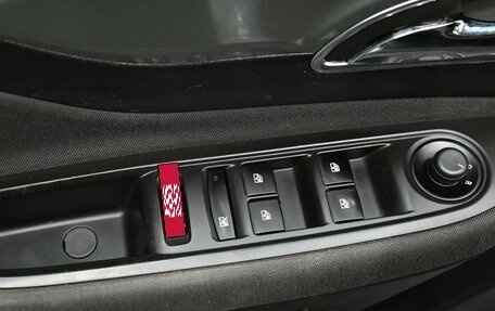 Opel Mokka I, 2013 год, 1 080 000 рублей, 13 фотография