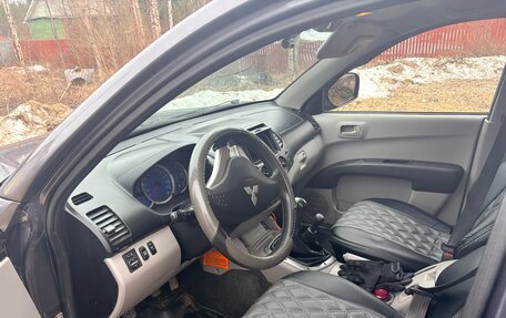 Mitsubishi L200 IV рестайлинг, 2008 год, 1 300 000 рублей, 6 фотография