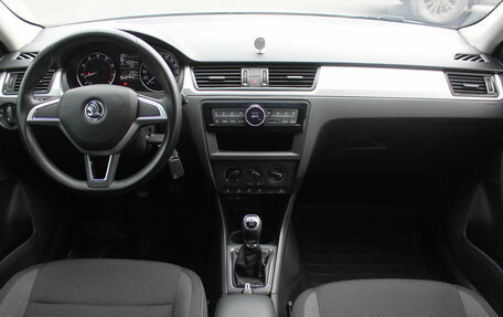 Skoda Rapid I, 2016 год, 897 000 рублей, 7 фотография