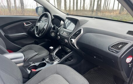 Hyundai ix35 I рестайлинг, 2011 год, 1 100 000 рублей, 9 фотография