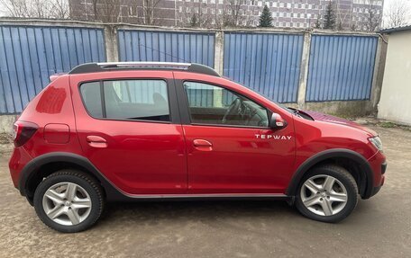 Renault Sandero II рестайлинг, 2017 год, 820 000 рублей, 6 фотография