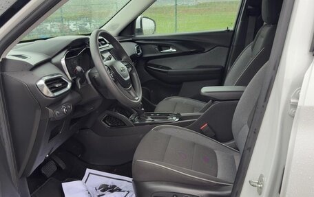 Chevrolet TrailBlazer, 2022 год, 1 980 000 рублей, 3 фотография