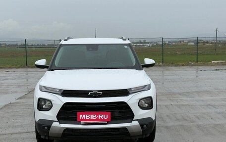 Chevrolet TrailBlazer, 2022 год, 1 980 000 рублей, 2 фотография