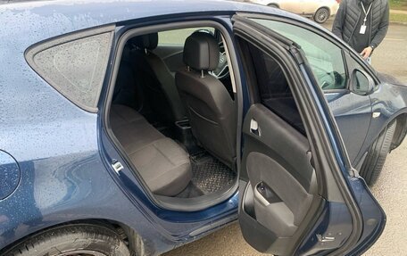 Opel Astra J, 2012 год, 650 000 рублей, 9 фотография