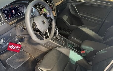 Volkswagen Tiguan II, 2017 год, 3 500 000 рублей, 12 фотография