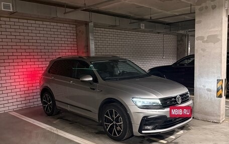 Volkswagen Tiguan II, 2017 год, 3 500 000 рублей, 3 фотография