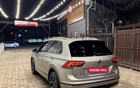 Volkswagen Tiguan II, 2017 год, 3 500 000 рублей, 8 фотография