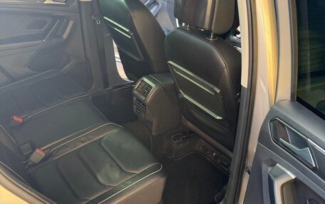 Volkswagen Tiguan II, 2017 год, 3 500 000 рублей, 32 фотография