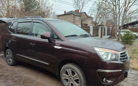 SsangYong Stavic, 2014 год, 1 350 000 рублей, 3 фотография